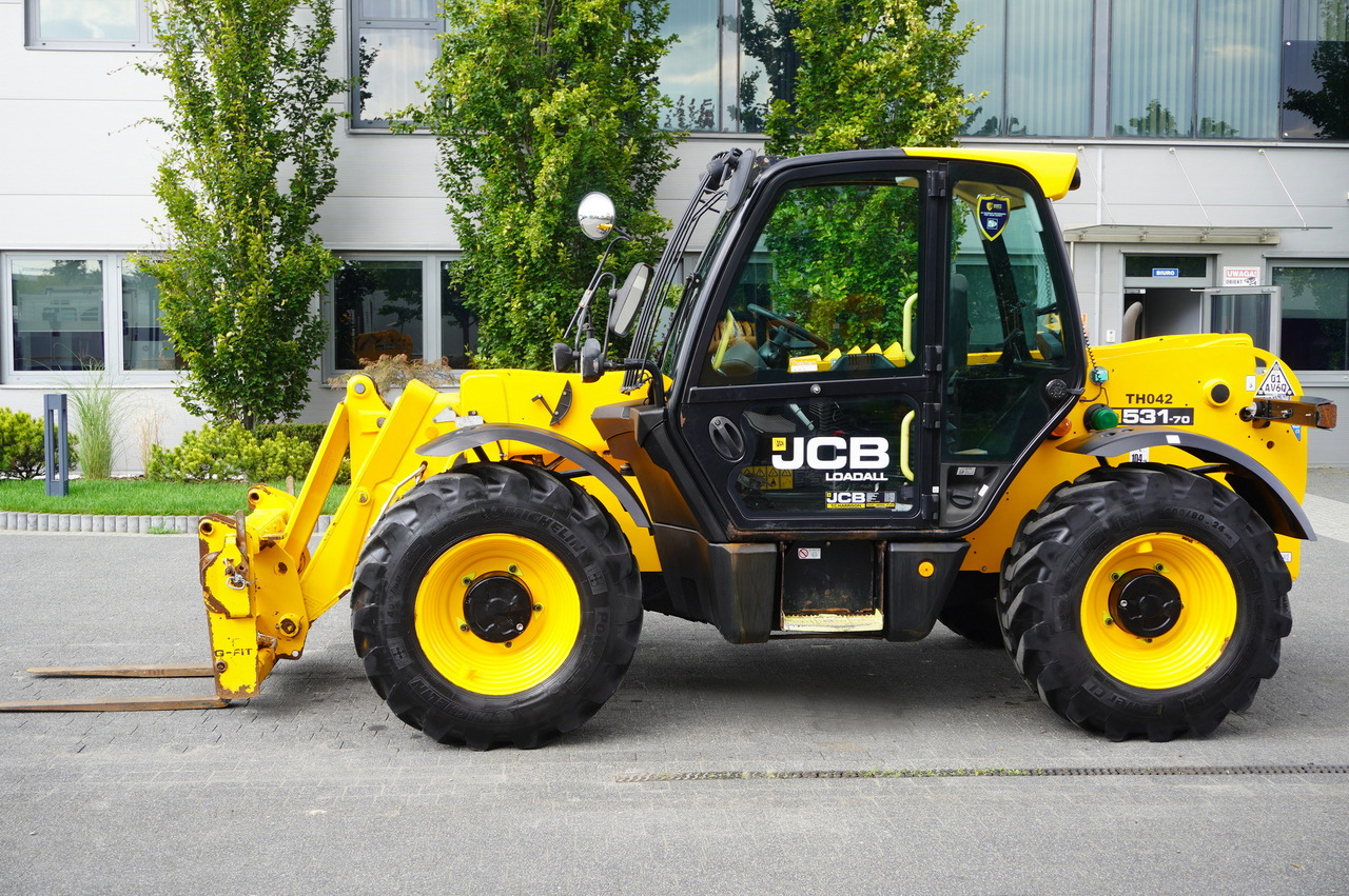JCB 531-70 / 900 MTH telescopic charger! / 3.1 T / 7 M - Teleszkópos homlokrakodó: 3 kép. JCB 531-70 / 900 MTH telescopic charger! / 3.1 T / 7 M - Teleszkópos homlokrakodó: 3 kép.