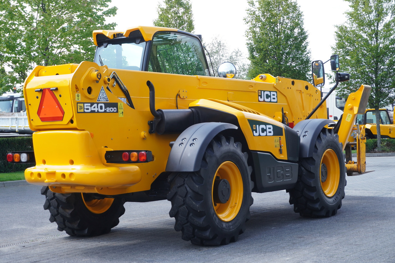 JCB 540-200 Telescopic Loader / 20 m reach / joystick - Teleszkópos rakodó: 5 kép. JCB 540-200 Telescopic Loader / 20 m reach / joystick - Teleszkópos rakodó: 5 kép.