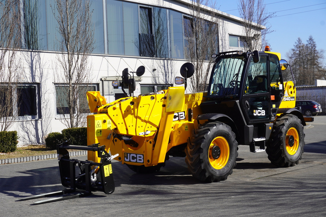 JCB 540-200 Telescopic Loader / 20m / joystick - Teleszkópos homlokrakodó: 5 kép. JCB 540-200 Telescopic Loader / 20m / joystick - Teleszkópos homlokrakodó: 5 kép.