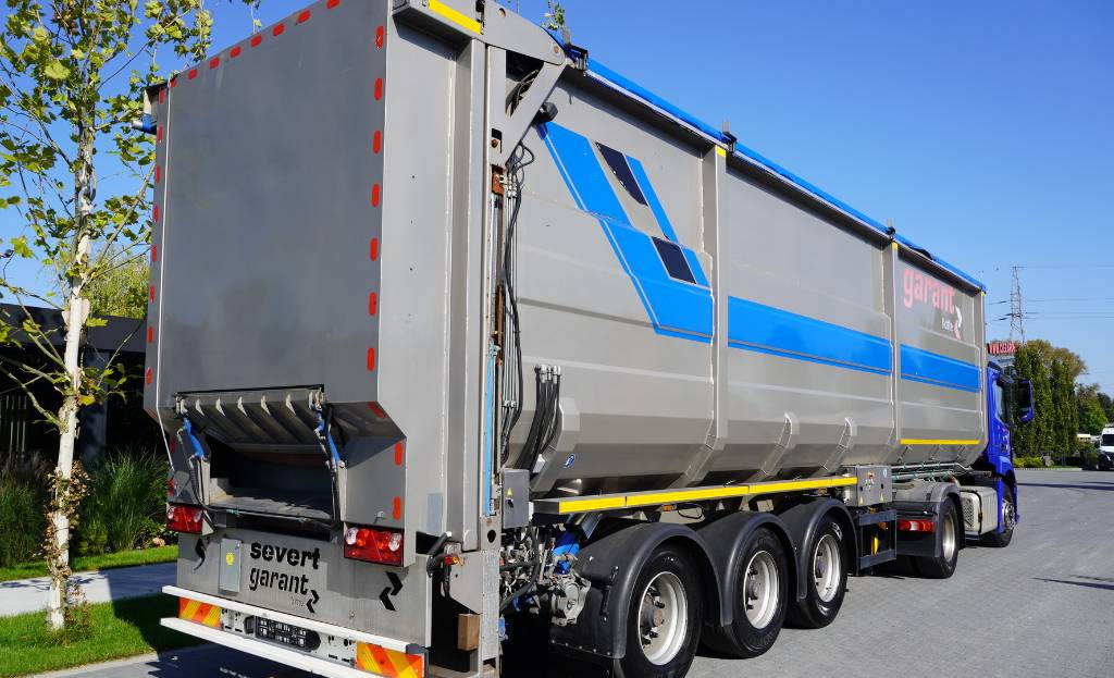 Kotte Duo-Liner GKS 52 - 25 - Félpótkocsi öönkihordós: 2 kép. Kotte Duo-Liner GKS 52 - 25 - Félpótkocsi öönkihordós: 2 kép.