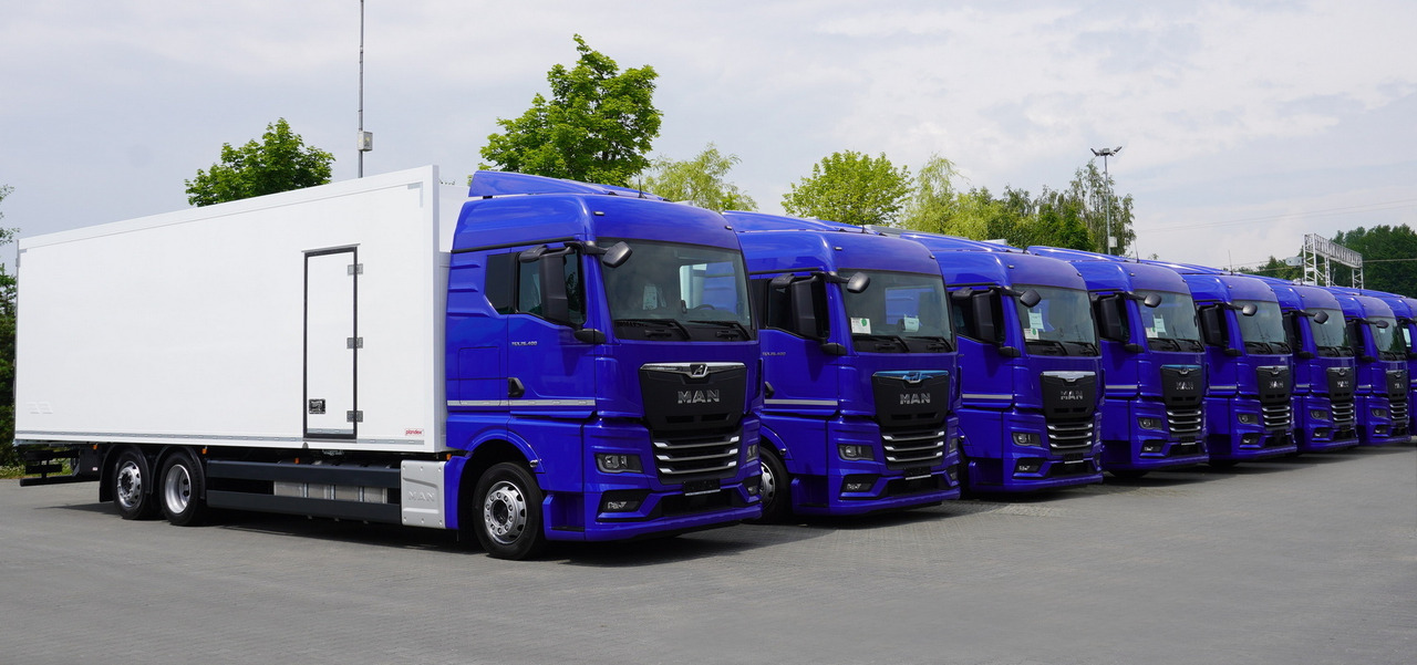 MAN New MAN TGX 26.400 / NEW IGLOOCAR refrigerator 23 pallets / 6×2 / 2024 / 10 units - Hőszigetelt teherautó: 2 kép. MAN New MAN TGX 26.400 / NEW IGLOOCAR refrigerator 23 pallets / 6×2 / 2024 / 10 units - Hőszigetelt teherautó: 2 kép.