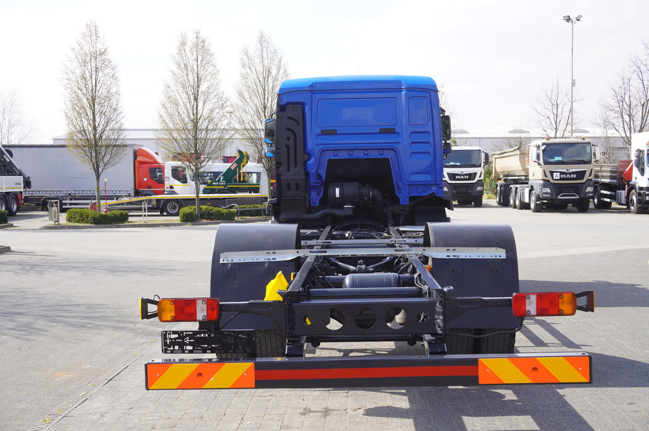 MAN TGM 18.290 E6 / Full ADR / sleeper cabin / chassis - Alvaz teherautó: 4 kép. MAN TGM 18.290 E6 / Full ADR / sleeper cabin / chassis - Alvaz teherautó: 4 kép.