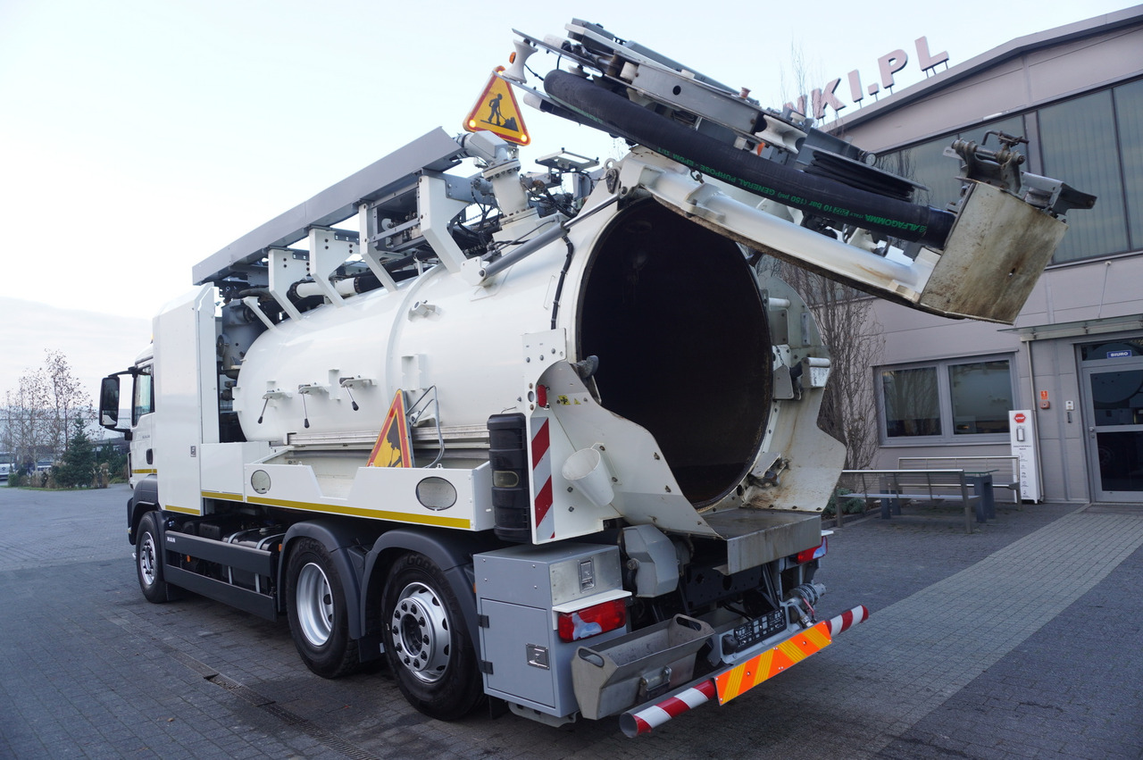 MAN TGS 26.360 E6 / RIVARD sewage cleaner 18 m3 / 130 tho. km / steering axle - Szippantós autó: 5 kép. MAN TGS 26.360 E6 / RIVARD sewage cleaner 18 m3 / 130 tho. km / steering axle - Szippantós autó: 5 kép.