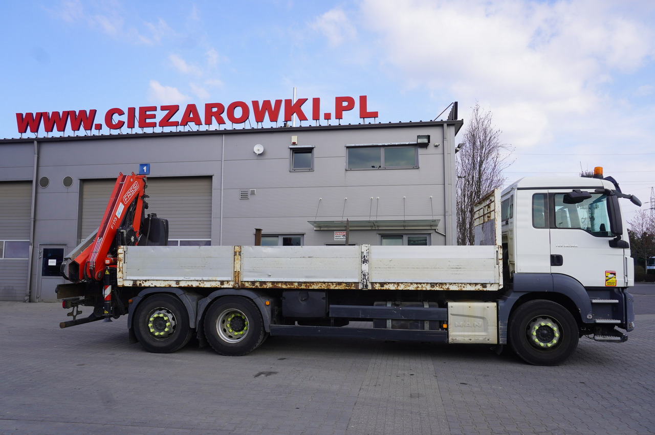 MAN TGS 26.360 Flatbed / Fassi F175 7.7 T / steered 3rd axle - Darus autó: 3 kép. MAN TGS 26.360 Flatbed / Fassi F175 7.7 T / steered 3rd axle - Darus autó: 3 kép.