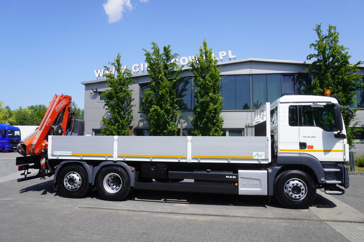 MAN TGS 26.360 Flatbed / Fassi F175 7.7 T / steered 3rd axle - Darus autó: 3 kép. MAN TGS 26.360 Flatbed / Fassi F175 7.7 T / steered 3rd axle - Darus autó: 3 kép.