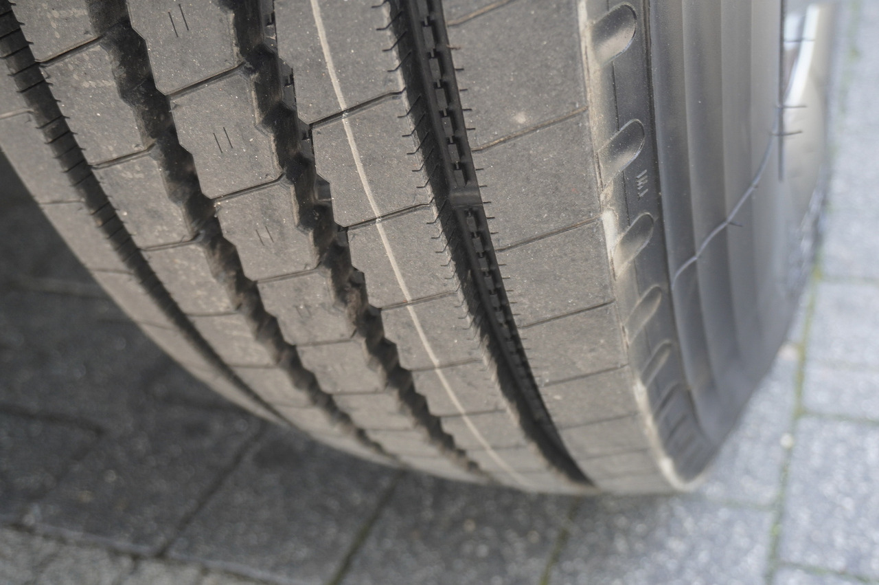 Platós teherautó, Darus autó MAN TGS 26.360 Flatbed / Fassi F175 7.7 T / steered 3rd axle: 19 kép. Platós teherautó, Darus autó MAN TGS 26.360 Flatbed / Fassi F175 7.7 T / steered 3rd axle: 19 kép.