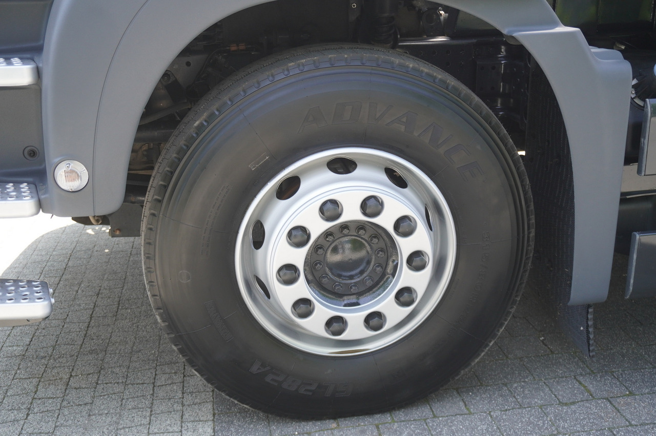 Platós teherautó, Darus autó MAN TGS 26.360 Flatbed / Fassi F175 7.7 T / steered 3rd axle: 18 kép. Platós teherautó, Darus autó MAN TGS 26.360 Flatbed / Fassi F175 7.7 T / steered 3rd axle: 18 kép.