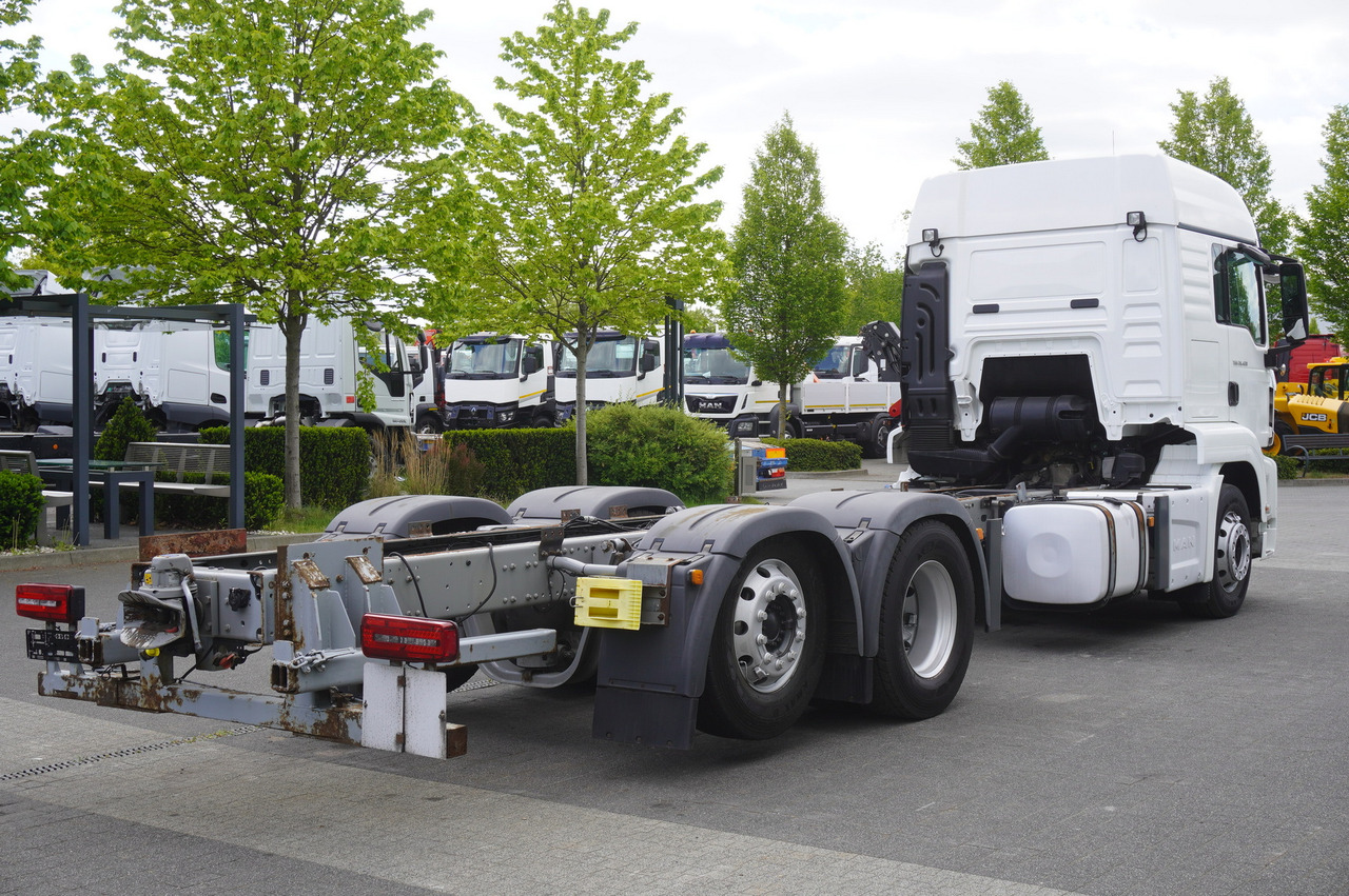 MAN TGS 26.420 / 7.5 m chassis / 14.5 t load cap. / Sleeping cab - Alvaz teherautó: 4 kép. MAN TGS 26.420 / 7.5 m chassis / 14.5 t load cap. / Sleeping cab - Alvaz teherautó: 4 kép.