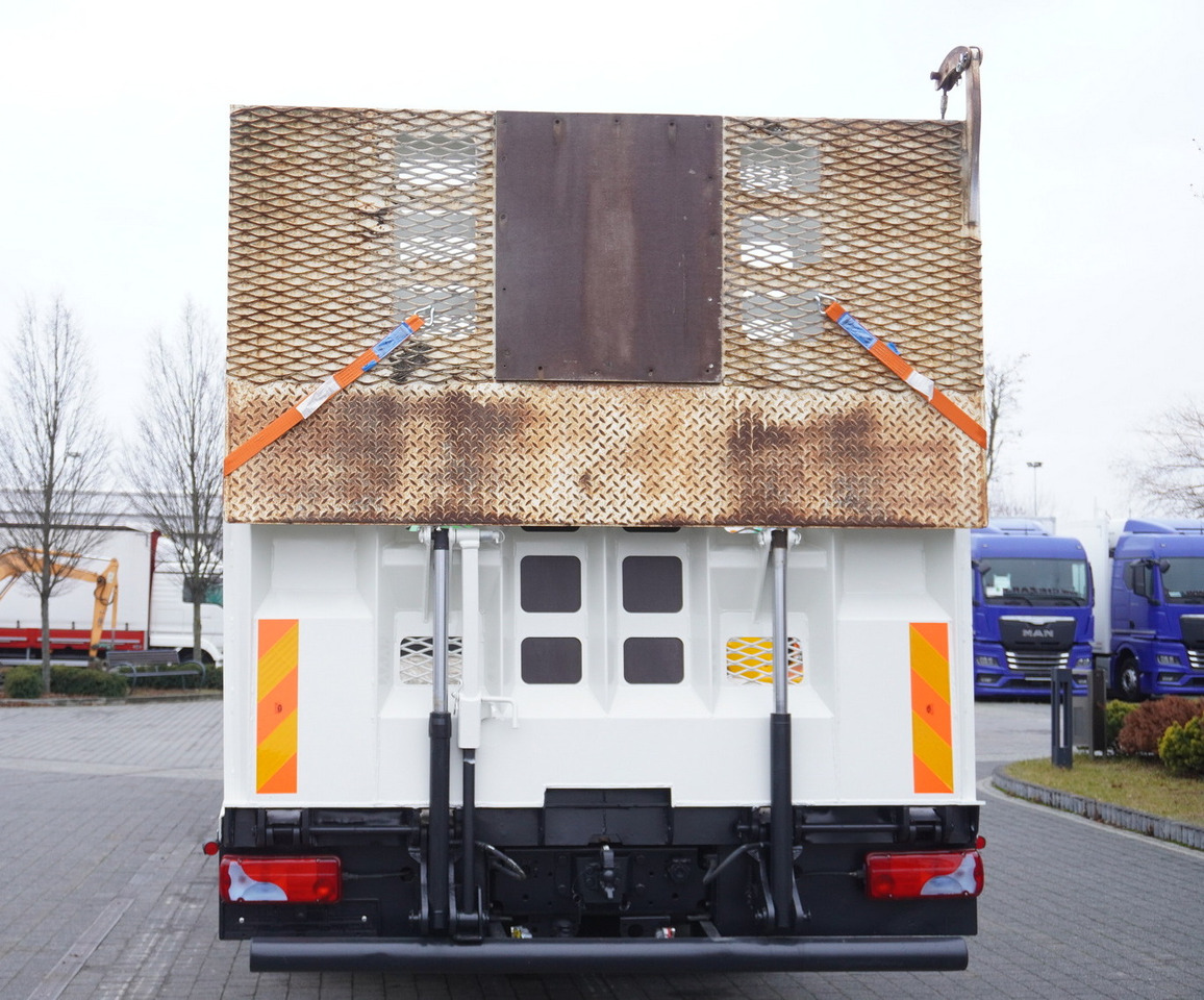 MAN TGS 35.360 E5 8x2 / HDS HIAB XS 166 HIDUO / 6.2 t lifting capacity / 12 m reach - Darus autó: 3 kép. MAN TGS 35.360 E5 8x2 / HDS HIAB XS 166 HIDUO / 6.2 t lifting capacity / 12 m reach - Darus autó: 3 kép.