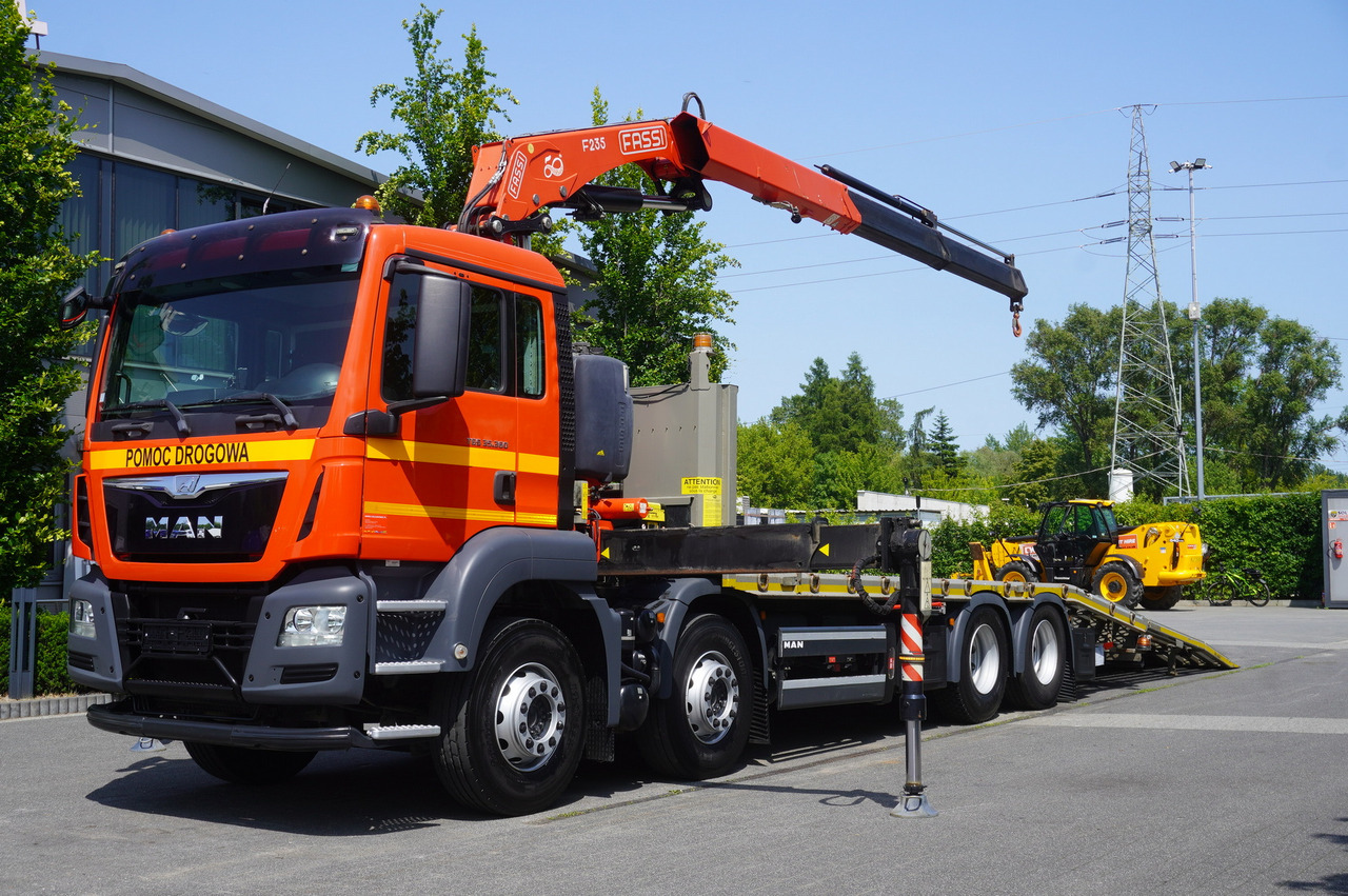 MAN TGS 35.360 E6 8x2 / FASSI F235 crane / 6.5 T cap. / 8.3 m reach - Darus autó: 2 kép. MAN TGS 35.360 E6 8x2 / FASSI F235 crane / 6.5 T cap. / 8.3 m reach - Darus autó: 2 kép.