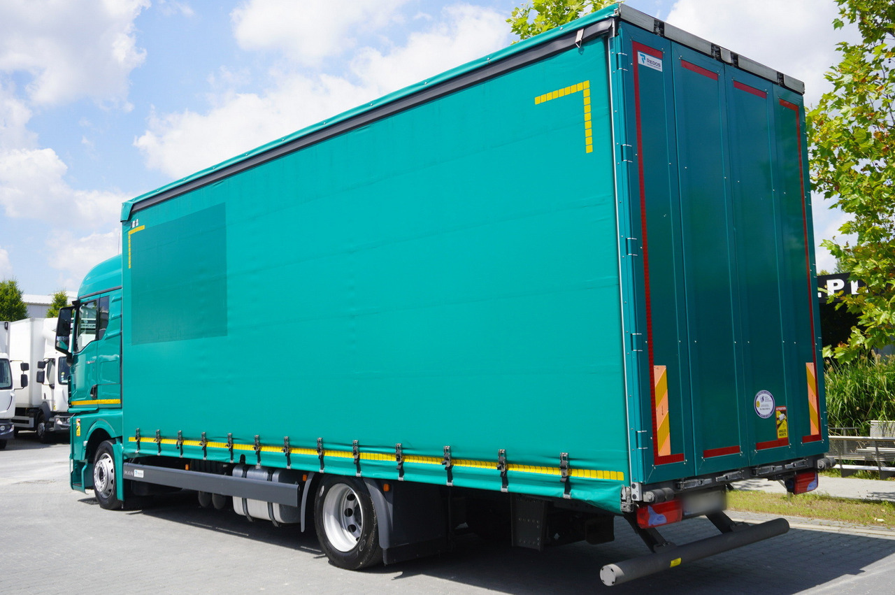 MAN TGX 18.470 / 2022 / Curtainsider 19 EPAL / Retarder / 15 units - Ponyvás teherautó: 4 kép. MAN TGX 18.470 / 2022 / Curtainsider 19 EPAL / Retarder / 15 units - Ponyvás teherautó: 4 kép.
