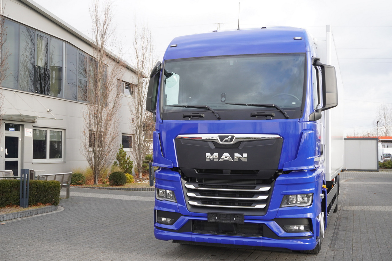 MAN TGX 26.400 / IGLOOCAR / Carrier Supra 1150 MT Silent - Hőszigetelt teherautó: 4 kép. MAN TGX 26.400 / IGLOOCAR / Carrier Supra 1150 MT Silent - Hőszigetelt teherautó: 4 kép.
