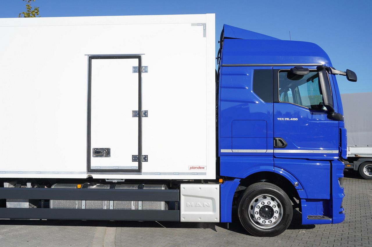 Új Hőszigetelt teherautó MAN TGX 26.400 / Plandex 23 palety / Carrier Supra 1150 MT: 8 kép.