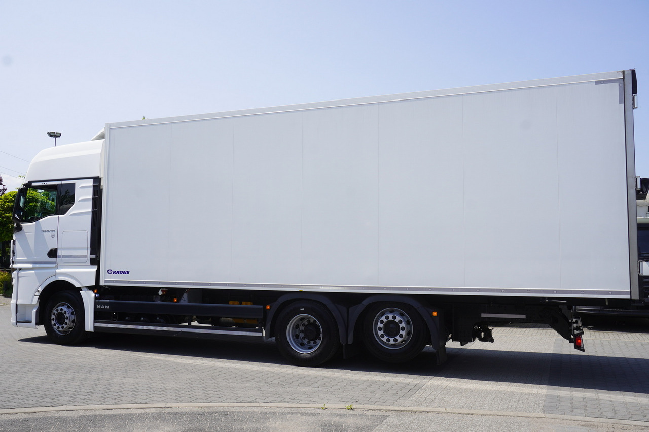 MAN TGX 26.470 / 2022 / Krone Refrigerator 40 EPAL Multitemp Dopplestock / Carrier Supra 950 MT - Hűtős teherautó: 5 kép. MAN TGX 26.470 / 2022 / Krone Refrigerator 40 EPAL Multitemp Dopplestock / Carrier Supra 950 MT - Hűtős teherautó: 5 kép.