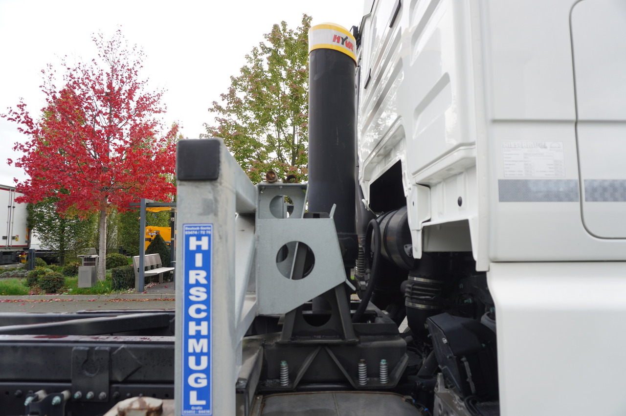 MAN TGX 26.470 6x2 COINTAINERKIPPER HYVA HIRMSCHLING / 200 tho. km! - Billenőplatós teherautó: 2 kép. MAN TGX 26.470 6x2 COINTAINERKIPPER HYVA HIRMSCHLING / 200 tho. km! - Billenőplatós teherautó: 2 kép.