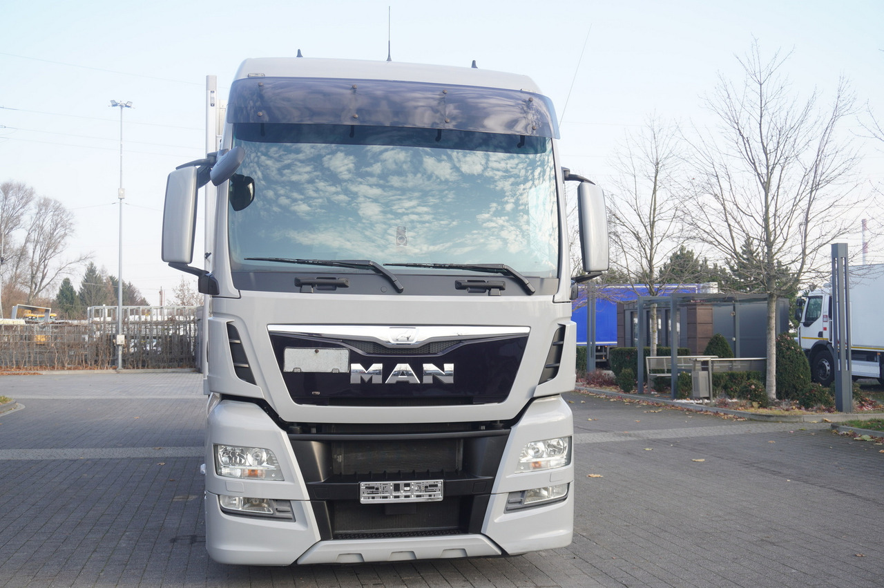 MAN TGX 26.480 / 6x2 / Chłodnia BDF Igloocar 18 palet / Thermoking - Hűtős teherautó: 4 kép. MAN TGX 26.480 / 6x2 / Chłodnia BDF Igloocar 18 palet / Thermoking - Hűtős teherautó: 4 kép.