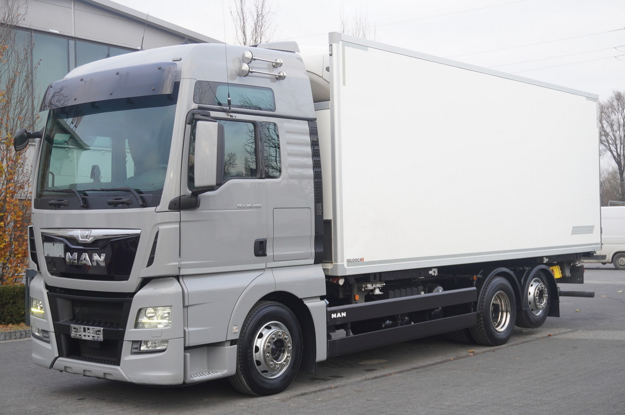 MAN TGX 26.480 / 6x2 / Chłodnia BDF Igloocar 18 palet / Thermoking - Hűtős teherautó: 1 kép. MAN TGX 26.480 / 6x2 / Chłodnia BDF Igloocar 18 palet / Thermoking - Hűtős teherautó: 1 kép.