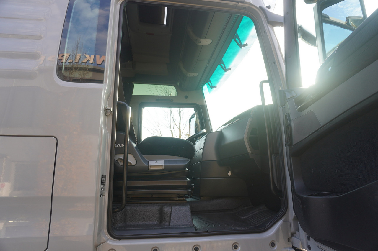 Hűtős teherautó MAN TGX 26.480 / 6x2 / Igloocar refrigerator 18 pallets / Thermoking: 22 kép. Hűtős teherautó MAN TGX 26.480 / 6x2 / Igloocar refrigerator 18 pallets / Thermoking: 22 kép.