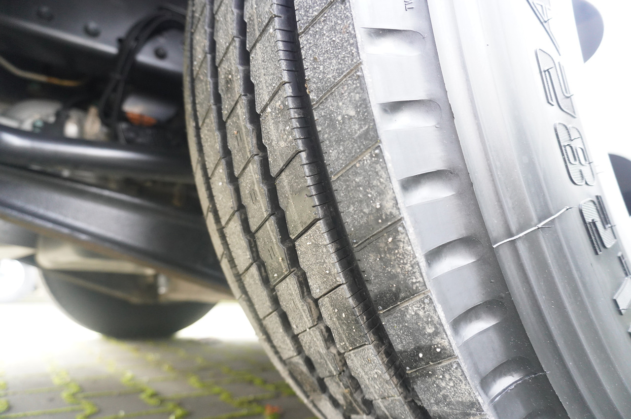 Hűtős teherautó MAN TGX 26.480 / 6x2 / Igloocar refrigerator 18 pallets / Thermoking: 23 kép. Hűtős teherautó MAN TGX 26.480 / 6x2 / Igloocar refrigerator 18 pallets / Thermoking: 23 kép.