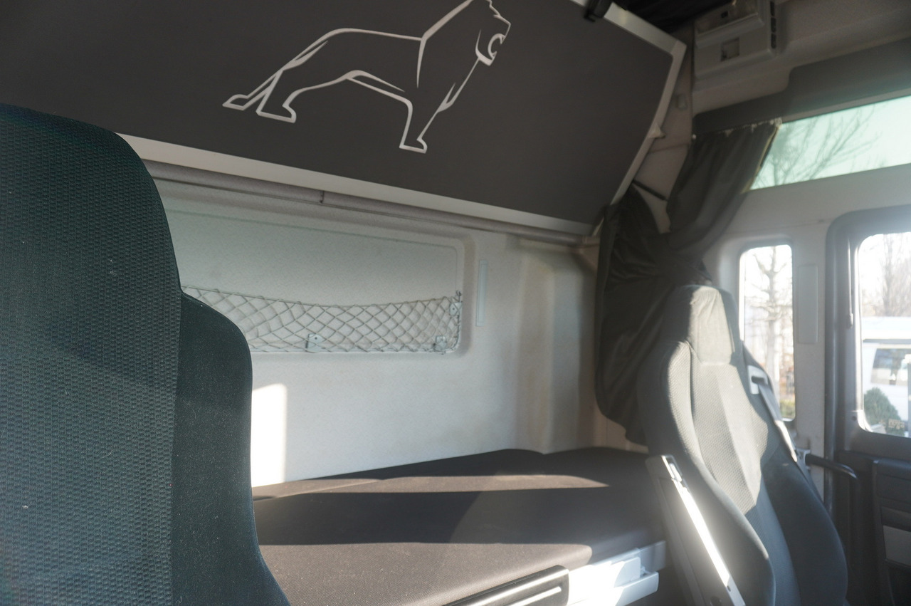 Hűtős teherautó MAN TGX 26.480 / 6x2 / Igloocar refrigerator 18 pallets / Thermoking: 18 kép. Hűtős teherautó MAN TGX 26.480 / 6x2 / Igloocar refrigerator 18 pallets / Thermoking: 18 kép.