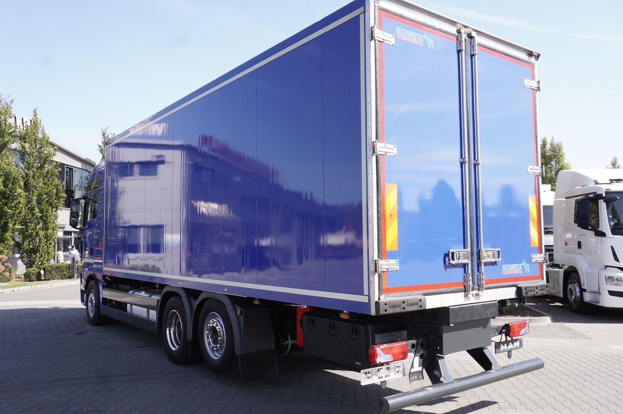 MAN TGX 26.500 E6 XXL / Schmitz 19 pallets / Thermoking / steering axle - Hűtős teherautó: 5 kép. MAN TGX 26.500 E6 XXL / Schmitz 19 pallets / Thermoking / steering axle - Hűtős teherautó: 5 kép.