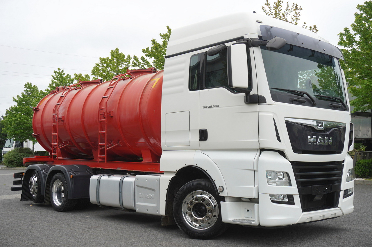 Tartályos teherautó MAN TGX 26.500 / NEW Stal Septic barrel 13000 l / steering 3rd axle: 6 kép.