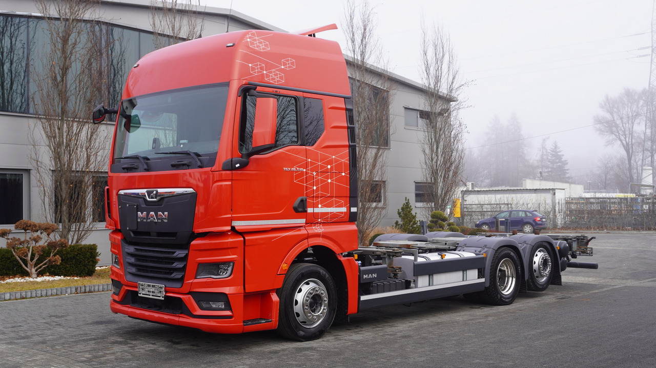MAN TGX 26.510 / 2023 / 510 HP / BDF - Cserefelépítményes teherautó: 1 kép. MAN TGX 26.510 / 2023 / 510 HP / BDF - Cserefelépítményes teherautó: 1 kép.