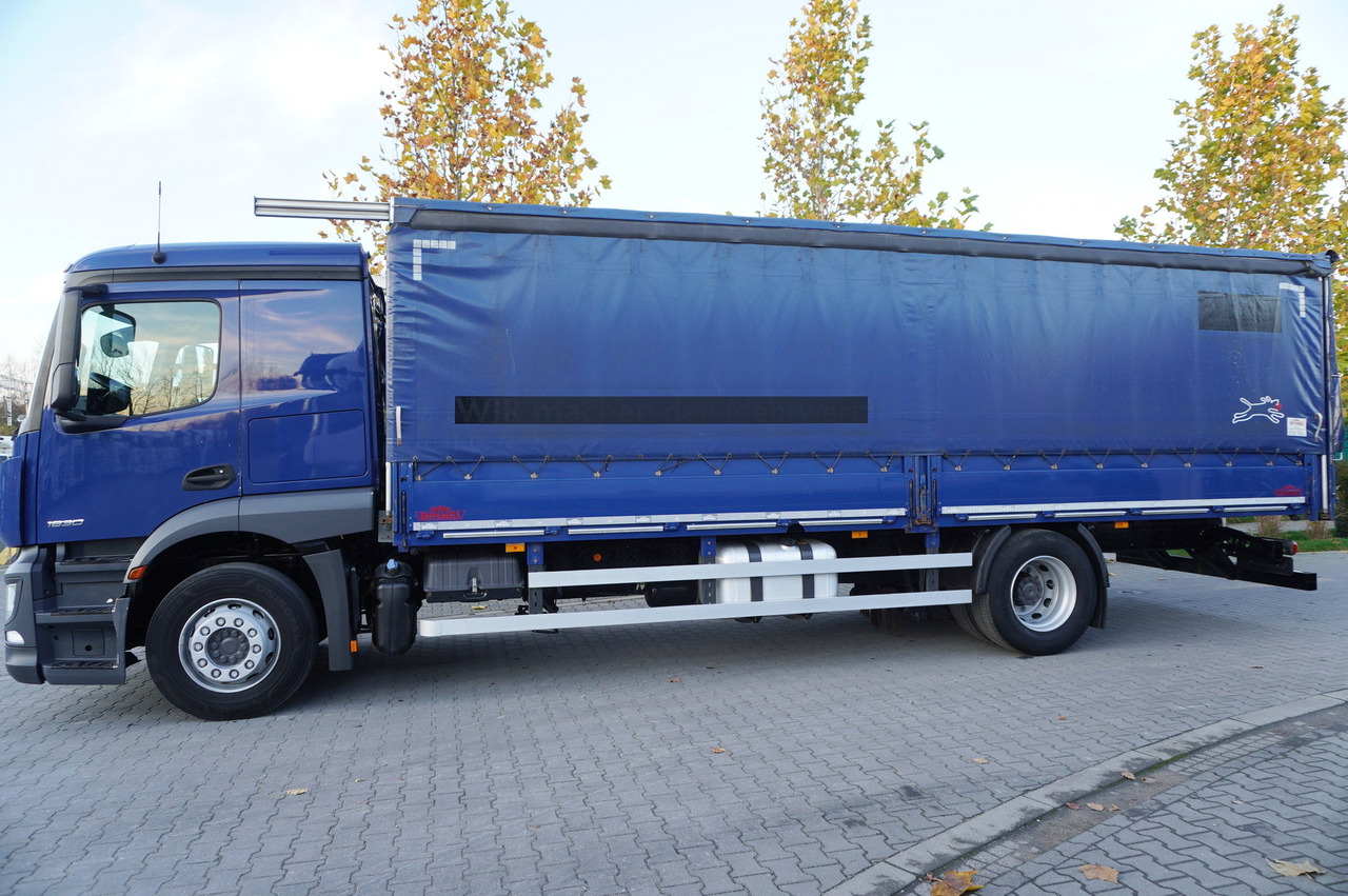 MERCEDES-BENZ Actros 1830 4x2 E6 / Curtainsider 18 EPAL / Sleeper cab - Ponyvás teherautó: 2 kép. MERCEDES-BENZ Actros 1830 4x2 E6 / Curtainsider 18 EPAL / Sleeper cab - Ponyvás teherautó: 2 kép.