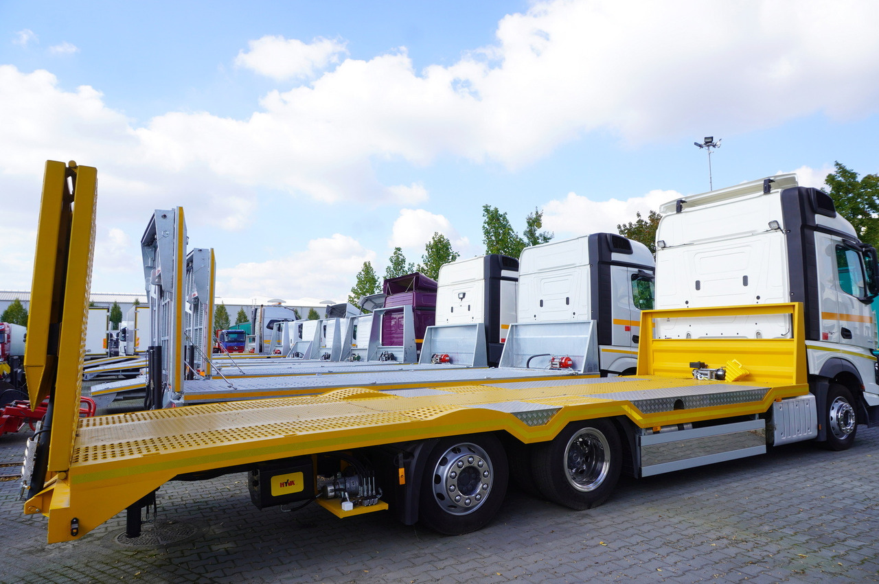 MERCEDES-BENZ Actros 1845 / NEW TOW TRUCK PLATFORM/ Sleeper cab / several units - Vontató: 2 kép. MERCEDES-BENZ Actros 1845 / NEW TOW TRUCK PLATFORM/ Sleeper cab / several units - Vontató: 2 kép.