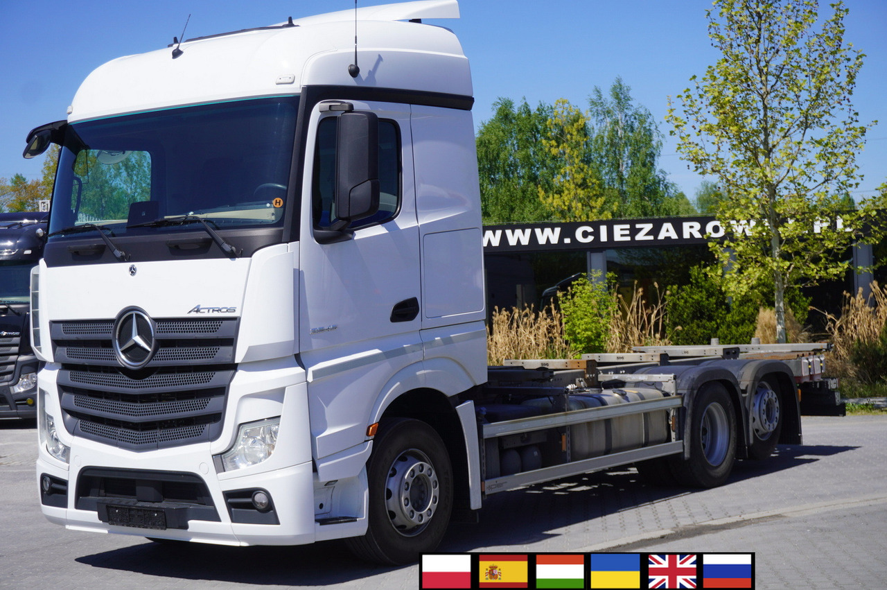 MERCEDES-BENZ Actros 2545 6×2 MP5 / Full ADR / BDF - Cserefelépítményes teherautó: 1 kép. MERCEDES-BENZ Actros 2545 6×2 MP5 / Full ADR / BDF - Cserefelépítményes teherautó: 1 kép.