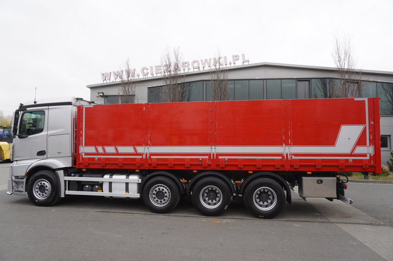 MERCEDES-BENZ Actros 3563 8x4 / Tipper for grain 20 t load capacity - Platós teherautó: 3 kép. MERCEDES-BENZ Actros 3563 8x4 / Tipper for grain 20 t load capacity - Platós teherautó: 3 kép.