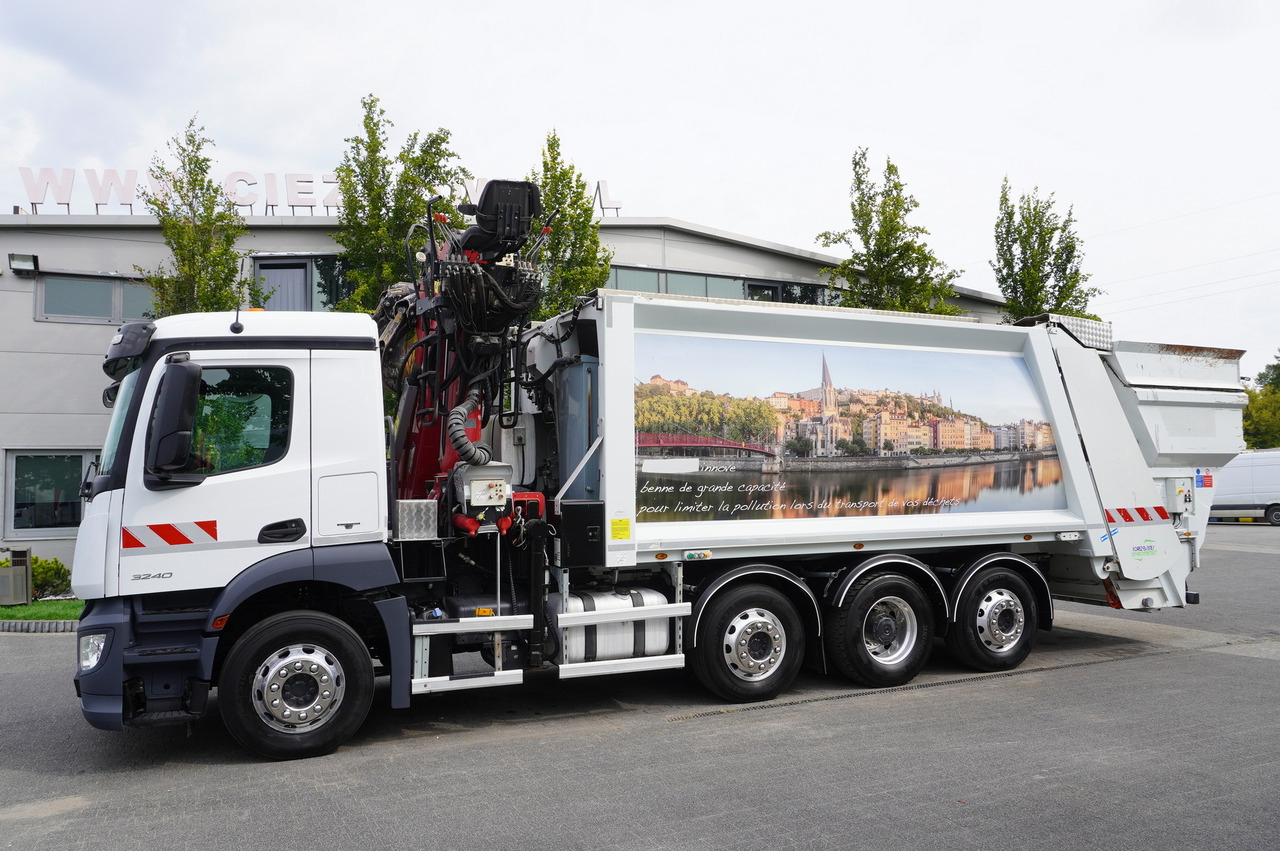 MERCEDES-BENZ Antos 3240 8x2 / Tajfun 5T crane / Farid Industries garbage truck/ 3 steered axles - Szemetesautó: 5 kép. MERCEDES-BENZ Antos 3240 8x2 / Tajfun 5T crane / Farid Industries garbage truck/ 3 steered axles - Szemetesautó: 5 kép.