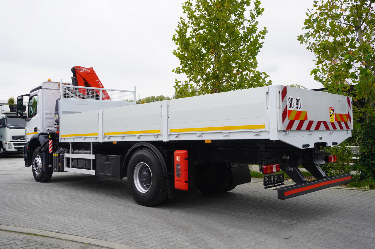 MERCEDES-BENZ Arocs 1830 / Flatbed 16 EPAL / HDS Fassi 155 / Reach 8 m / Load capacity 6160 kg - Platós teherautó, Darus autó: 5 kép. MERCEDES-BENZ Arocs 1830 / Flatbed 16 EPAL / HDS Fassi 155 / Reach 8 m / Load capacity 6160 kg - Platós teherautó, Darus autó: 5 kép.
