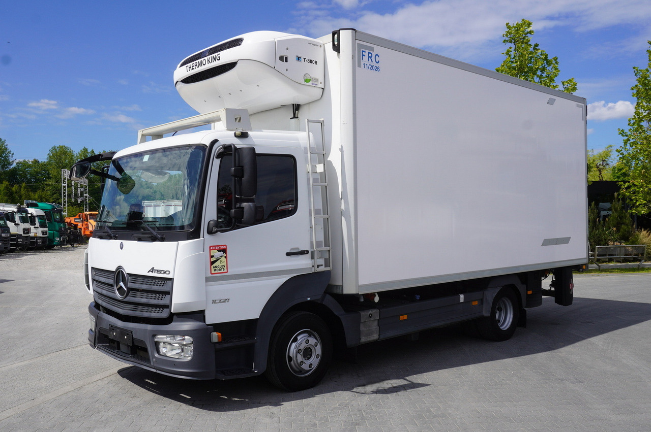 MERCEDES-BENZ Atego 1021 / Lamberet meat hook refrigerator / Carcass elevator 1000 kg / Thermoking T800 R - Hűtős teherautó, Darus autó: 2 kép. MERCEDES-BENZ Atego 1021 / Lamberet meat hook refrigerator / Carcass elevator 1000 kg / Thermoking T800 R - Hűtős teherautó, Darus autó: 2 kép.