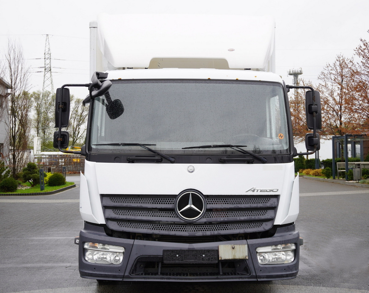 MERCEDES-BENZ Atego 816 E6 4x2 / container / 15 pallets - Dobozos felépítményű teherautó: 5 kép. MERCEDES-BENZ Atego 816 E6 4x2 / container / 15 pallets - Dobozos felépítményű teherautó: 5 kép.