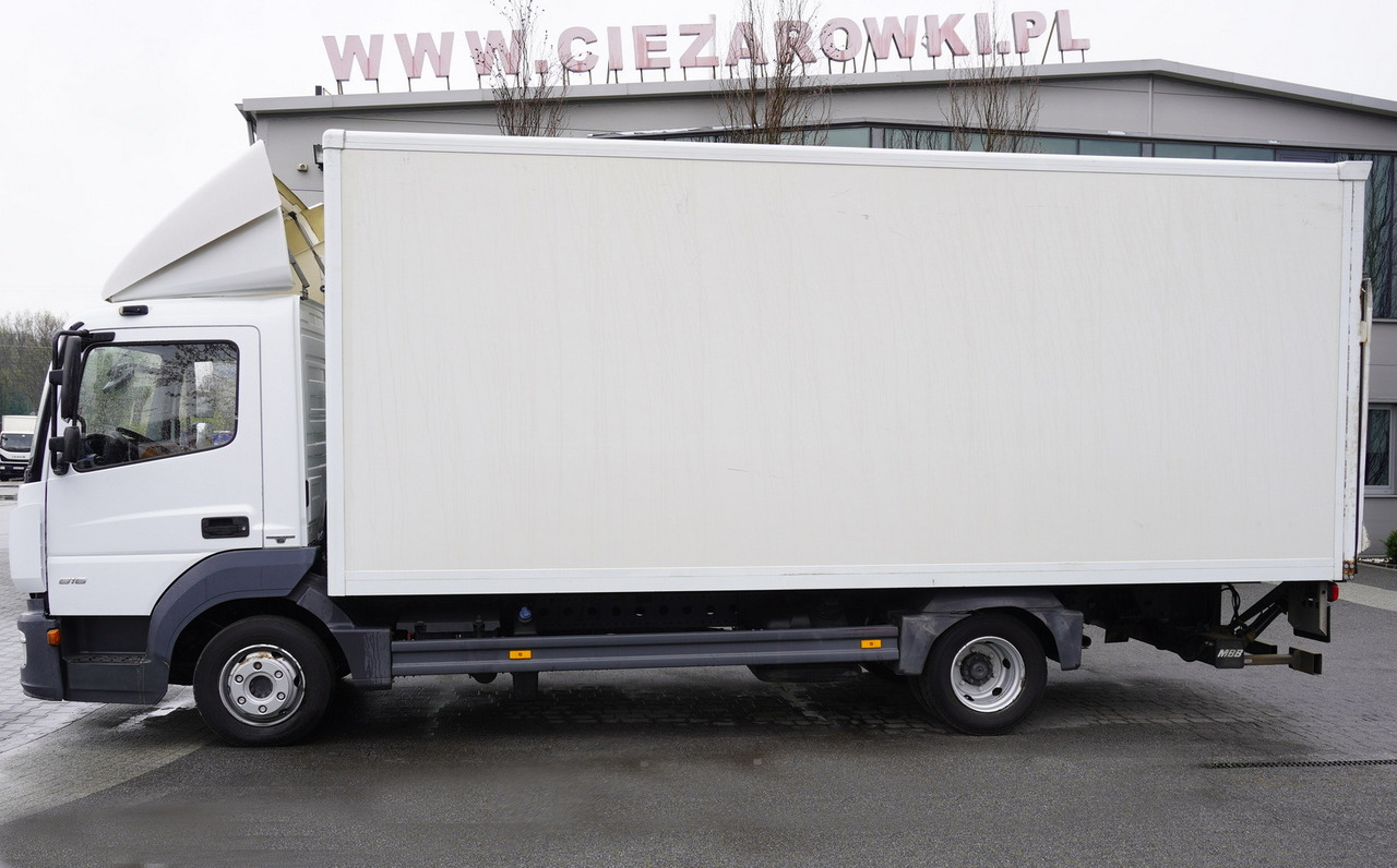 MERCEDES-BENZ Atego 816 E6 4x2 / container / 15 pallets - Dobozos felépítményű teherautó: 3 kép. MERCEDES-BENZ Atego 816 E6 4x2 / container / 15 pallets - Dobozos felépítményű teherautó: 3 kép.