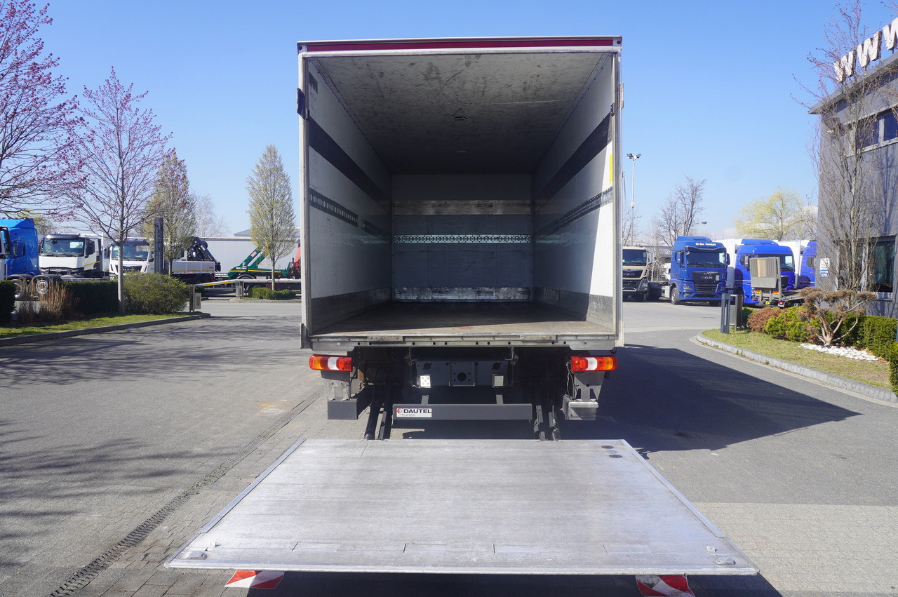 MERCEDES-BENZ Atego 818 / Box superstructure / DAUTEL tailgate 1.5T - Dobozos felépítményű teherautó: 5 kép. MERCEDES-BENZ Atego 818 / Box superstructure / DAUTEL tailgate 1.5T - Dobozos felépítményű teherautó: 5 kép.