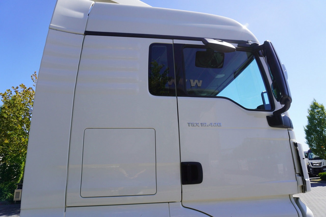 Nyergesvontató MAN TGX 18.420 tractor unit / 190 tho. km: 15 kép.