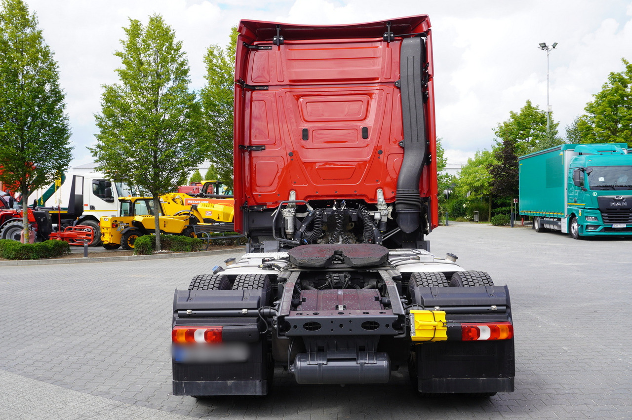 MERCEDES-BENZ Actros 1845 L Big Space / 2023 tractor unit / 2 units - Nyergesvontató: 4 kép. MERCEDES-BENZ Actros 1845 L Big Space / 2023 tractor unit / 2 units - Nyergesvontató: 4 kép.