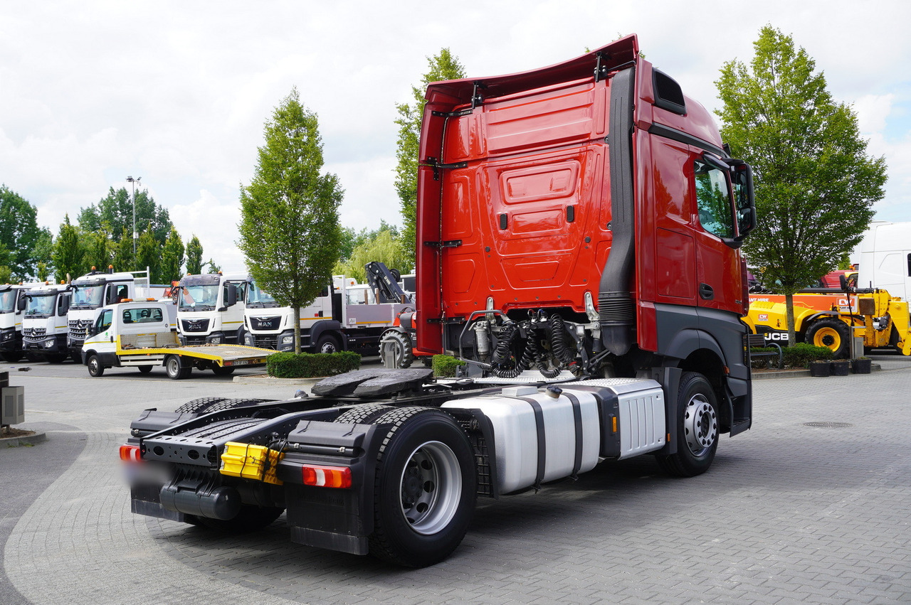 MERCEDES-BENZ Actros 1845 L Big Space / 2023 tractor unit / 2 units - Nyergesvontató: 5 kép. MERCEDES-BENZ Actros 1845 L Big Space / 2023 tractor unit / 2 units - Nyergesvontató: 5 kép.