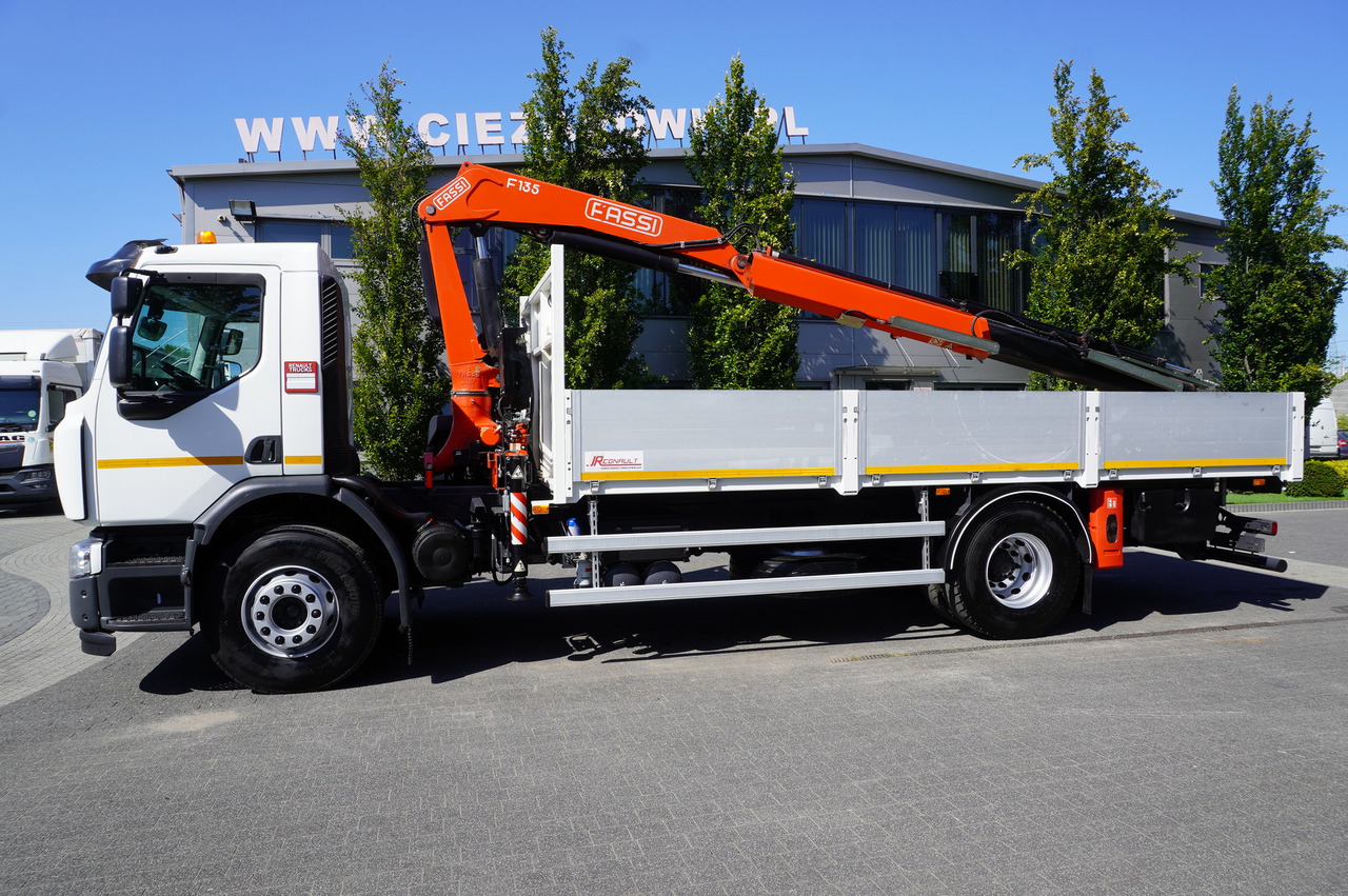 RENAULT C280 DTI 8 / FASSI crane 5.6 T / range 8 m / Flatbed 15 EPAL - Platós teherautó, Darus autó: 2 kép. RENAULT C280 DTI 8 / FASSI crane 5.6 T / range 8 m / Flatbed 15 EPAL - Platós teherautó, Darus autó: 2 kép.