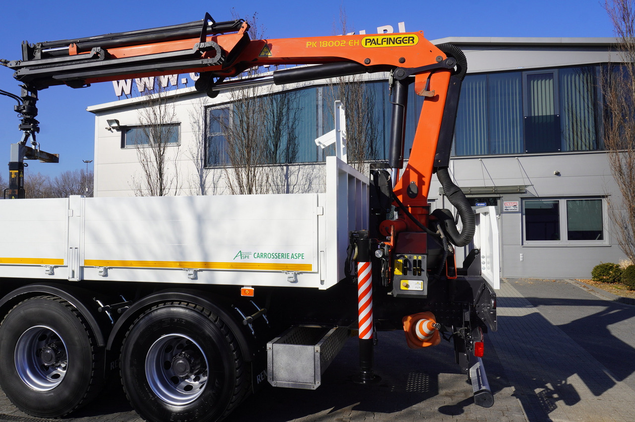 RENAULT C380 / 6x4 / HDS Palfinger PK 18002-EH 6000 kg - Autódaru: 5 kép. RENAULT C380 / 6x4 / HDS Palfinger PK 18002-EH 6000 kg - Autódaru: 5 kép.