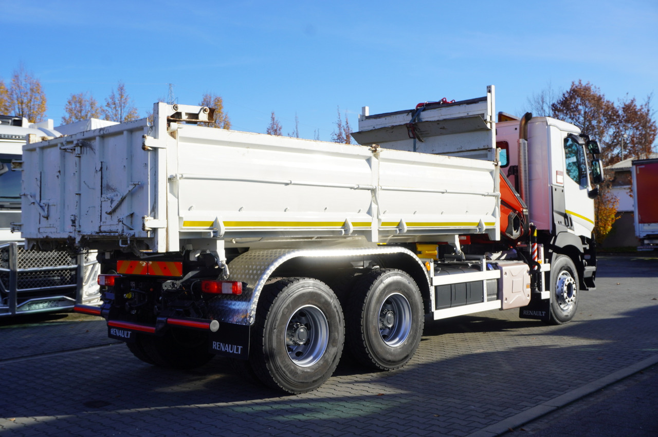 RENAULT C380 E6 6×4 / HDS Fassi F135 2700 MTH / Range 8 m / 5.6 t lifting capacity / 3-side tipper / Bortmatic - Darus autó: 4 kép. RENAULT C380 E6 6×4 / HDS Fassi F135 2700 MTH / Range 8 m / 5.6 t lifting capacity / 3-side tipper / Bortmatic - Darus autó: 4 kép.