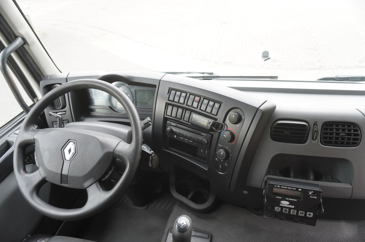 Hűtős teherautó RENAULT D19 WIDE / Lamberet refrigerator Multitemp 22 EPAL / CARRIER SUPRA 1250 MT: 13 kép.