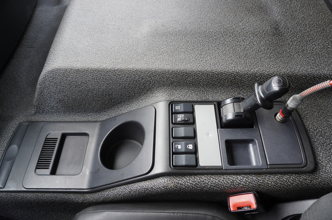 Vontató RENAULT D19 Wide Glob / 7.8 m NEW tow truck / 280 tho. km: 33 kép.