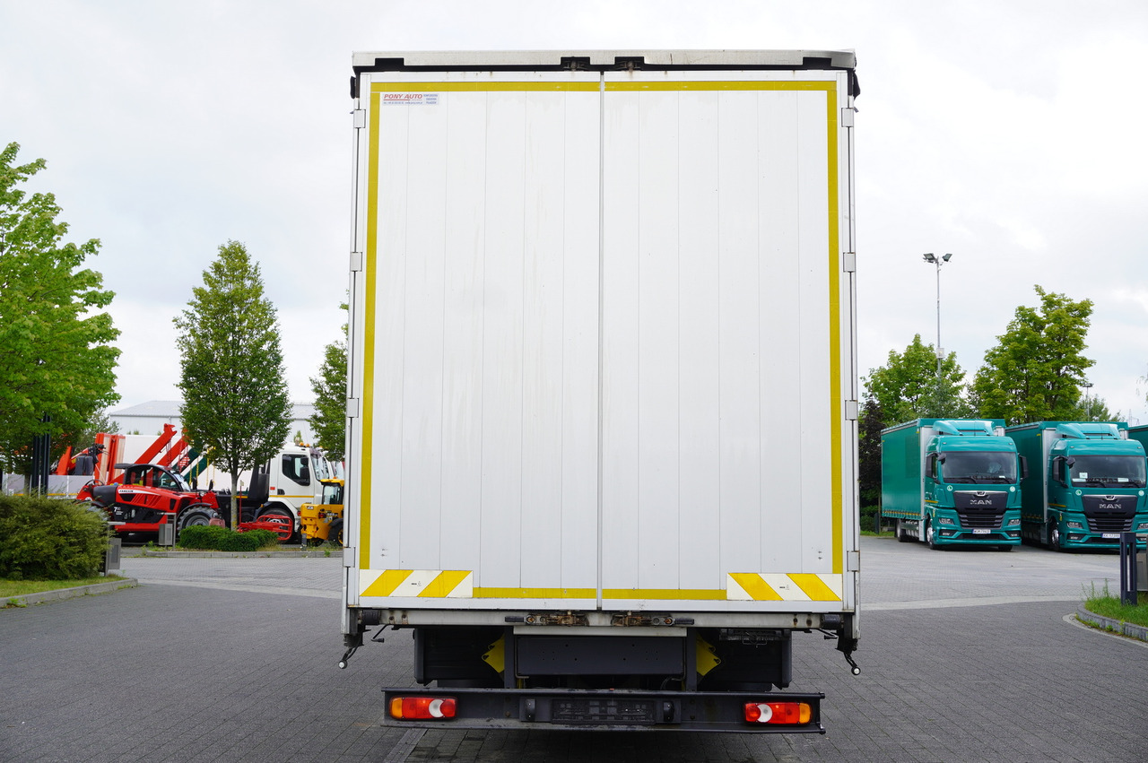RENAULT Midlum 12.245 / dropside / sleeper / 18 pallets - Ponyvás teherautó: 4 kép. RENAULT Midlum 12.245 / dropside / sleeper / 18 pallets - Ponyvás teherautó: 4 kép.