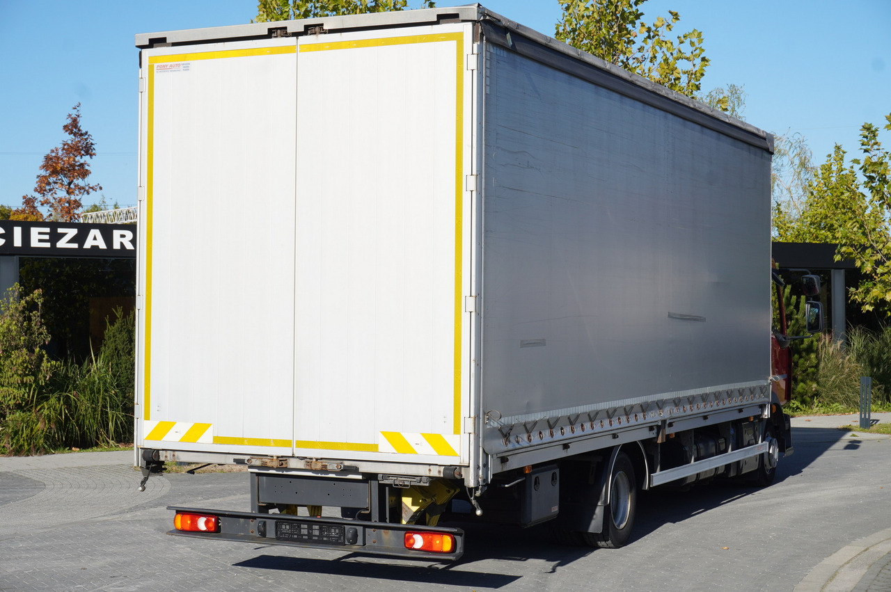 RENAULT Midlum 12.245 / dropside / sleeper / 18 pallets - Ponyvás teherautó: 3 kép. RENAULT Midlum 12.245 / dropside / sleeper / 18 pallets - Ponyvás teherautó: 3 kép.
