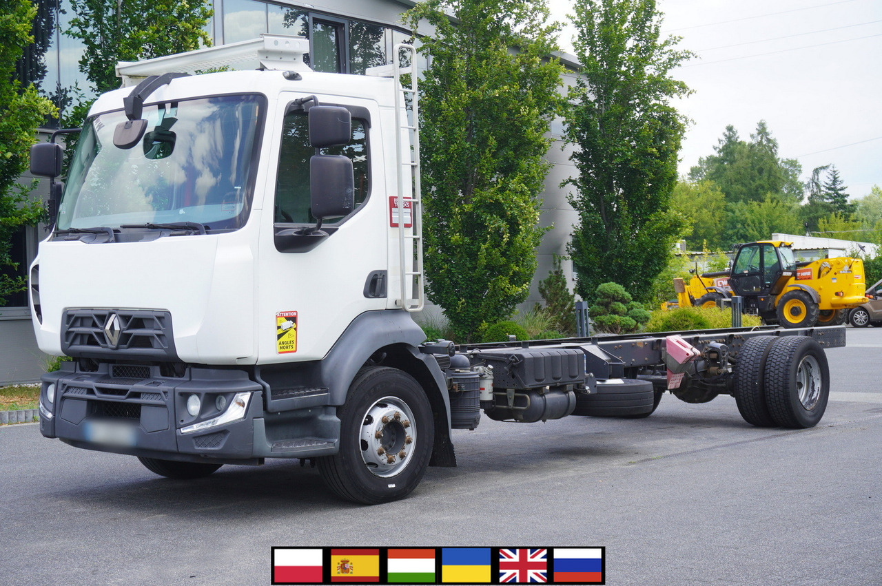 RENAULT Renault D16 / frame 7.5 m / differential lock / 3 units - Cserefelépítményes teherautó: 1 kép. RENAULT Renault D16 / frame 7.5 m / differential lock / 3 units - Cserefelépítményes teherautó: 1 kép.