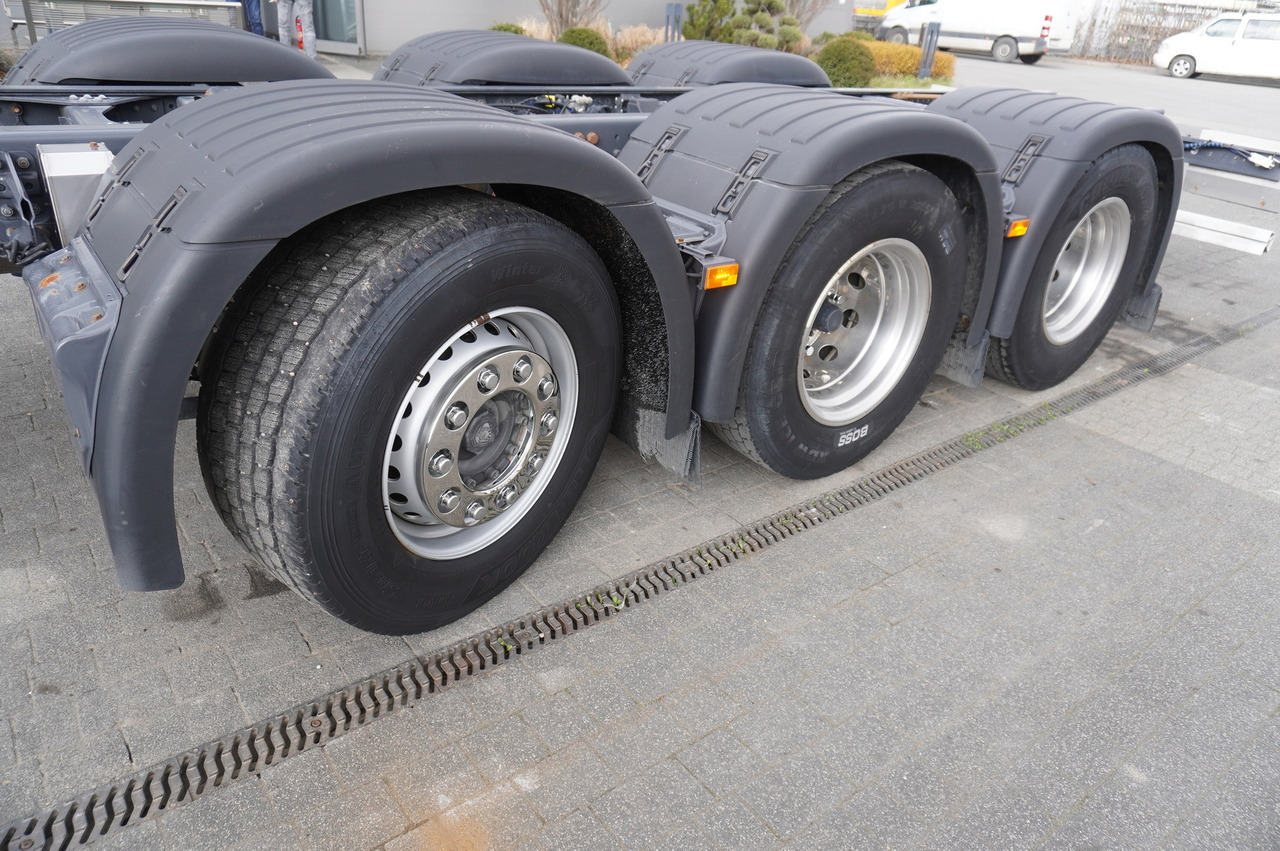 SCANIA G500 8x2 / 2nd axis steered / Chassis 8.35 m / 2021 - Alvaz teherautó: 5 kép. SCANIA G500 8x2 / 2nd axis steered / Chassis 8.35 m / 2021 - Alvaz teherautó: 5 kép.