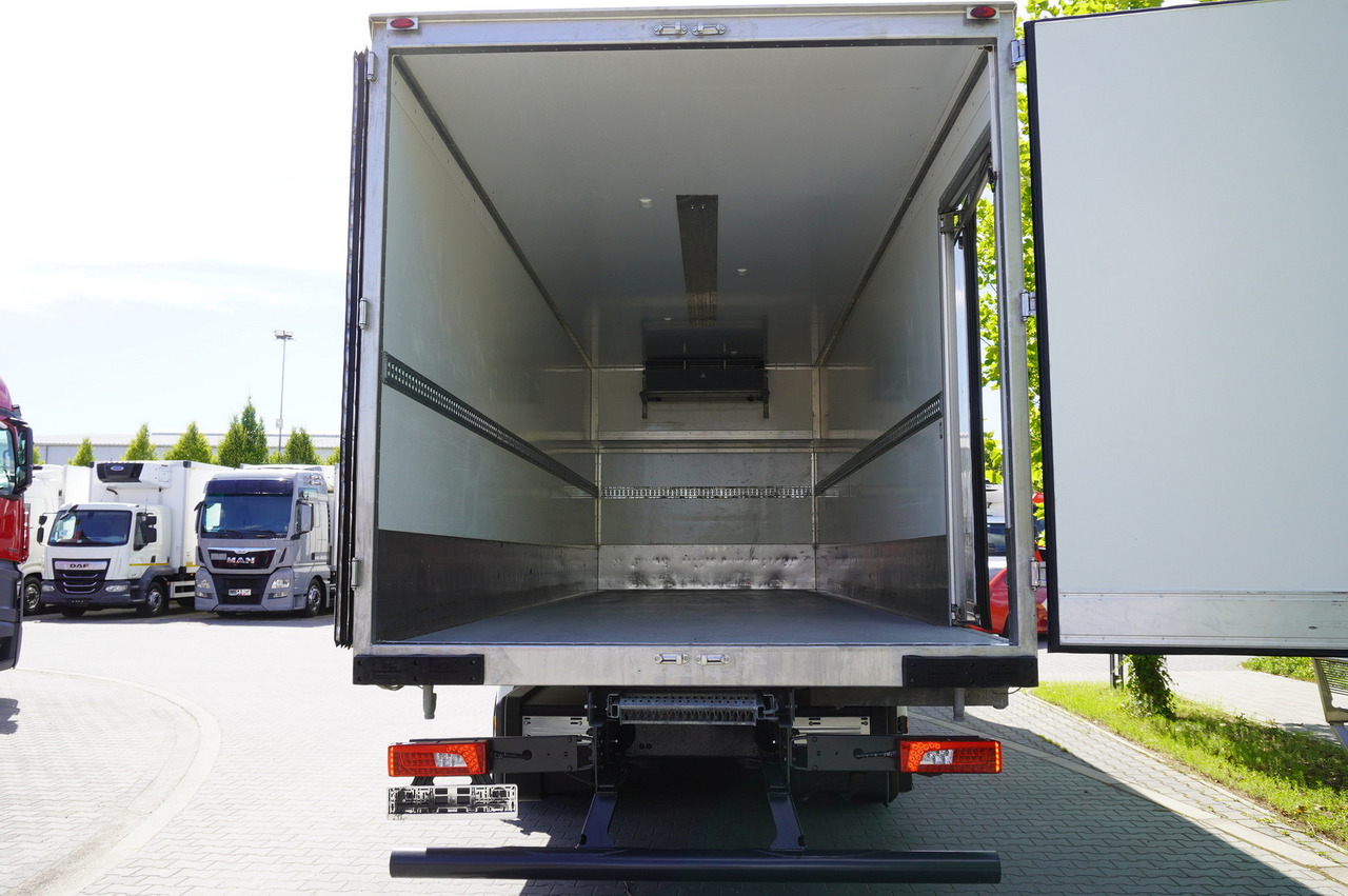SCANIA R500 / Lecapitaine refrigerator 20 EPAL / Carrier Supra 950 / Steered 3rd axle - Hűtős teherautó: 5 kép. SCANIA R500 / Lecapitaine refrigerator 20 EPAL / Carrier Supra 950 / Steered 3rd axle - Hűtős teherautó: 5 kép.